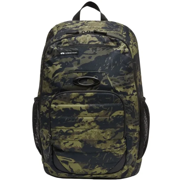 La Oakley Enduro 25L 4.0 es la mochila ideal para quienes se mueven con todo: ya sea en la ciudad o explorando un nuevo sendero. Su diseño moderno y funcional está pensado para mantener tu equipo seguro, organizado y protegido gracias a su tratamiento repelente al agua, compartimentos acolchados para laptop y tablet, y un interior con panel organizador para tus esenciales.