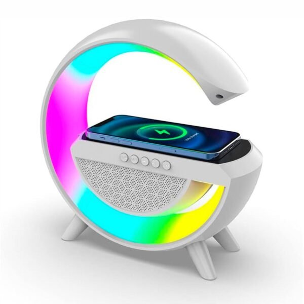 Lámpara 4 en 1 con Bluetooh, RGB y Garga Inalámbrica