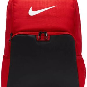 Mochila Nike Brasilia 9.5 color rojo y negro con múltiples compartimentos y bolsillos laterales, ideal para entrenamientos y uso diario.