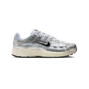 Zapatillas Nike P-6000 blancas para hombre con diseño retro running, malla transpirable y detalles inspirados en los años 2000