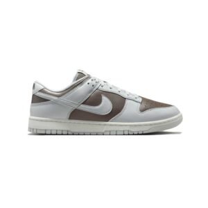 Nike Dunk Low Cave Stone de cuero en tonos tierra y Phantom.