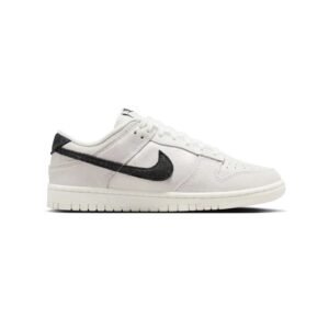 Nike Dunk Low SE White Team Red Black de cuero premium con diseño clásico.