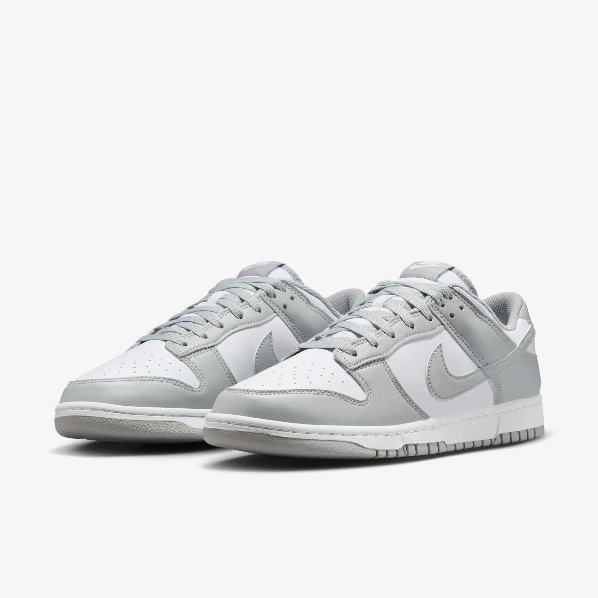 NIKE Zapatillas Dunk Low Gris - Imagen 4