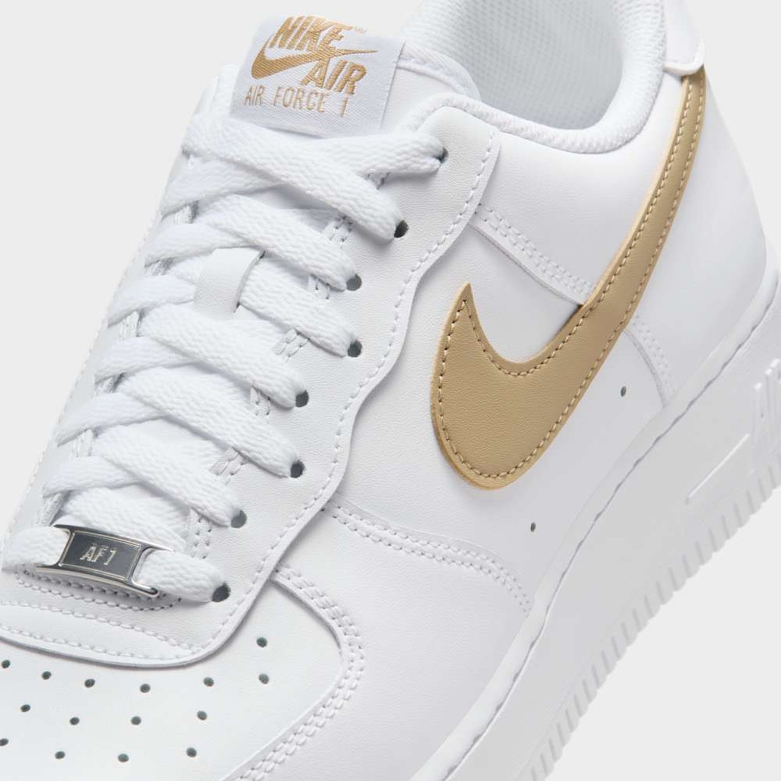 NIKE Zapatillas Air Force 1 Blanco y Gold - Imagen 4